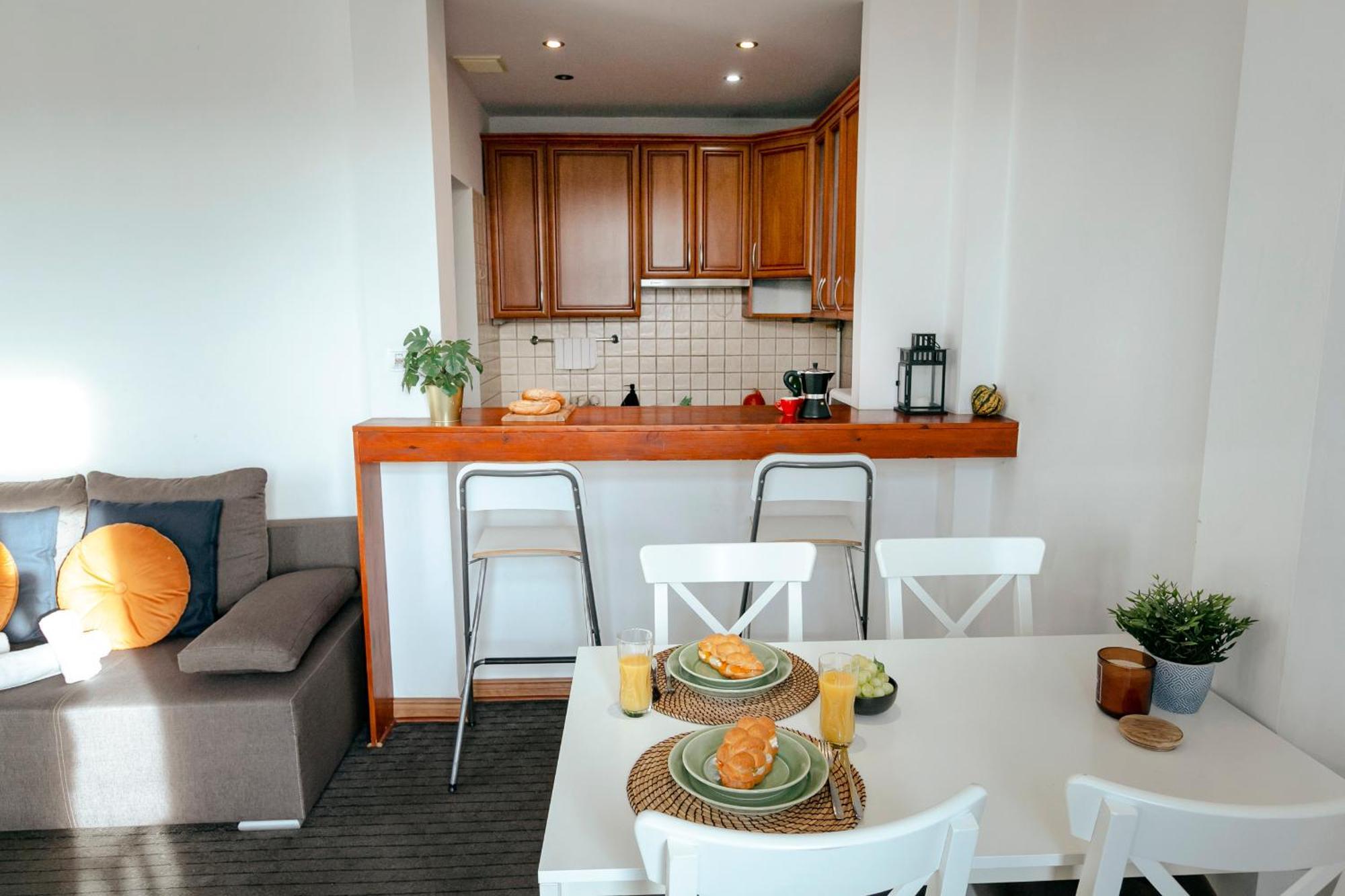 Plac Konstytucji 6 Orange - Apartament Dla 4 Osob - Bezplatny Parking - Free Parking - Piekny Widok Na Panorame Warszawy Warsaw Exterior photo